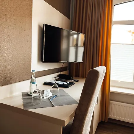Sylter Hof Hotel 4*