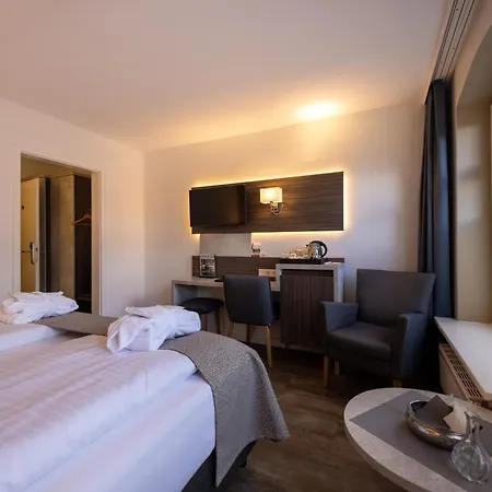 Sylter Hof Otel 4*